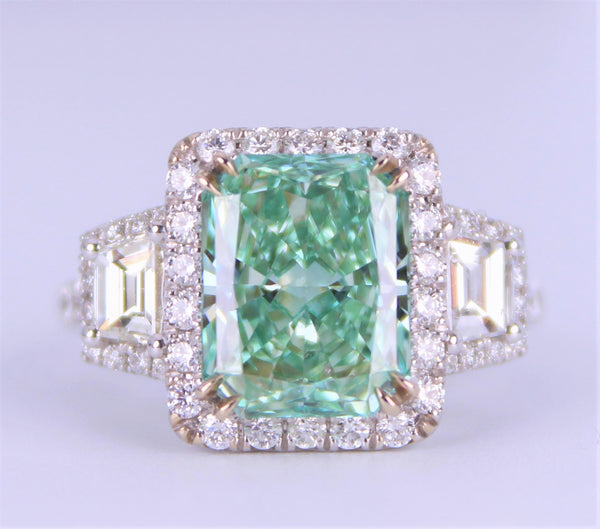 GIA CERTIFIED CT FANCY VIVID GREEN DIAMOND 18KT WHITE GOLD