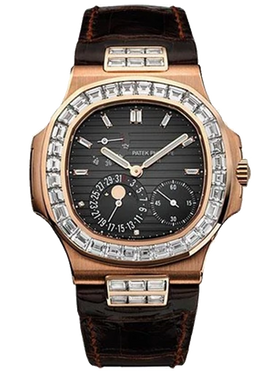 Patek Philippe Nautilus Watch 5724R-001